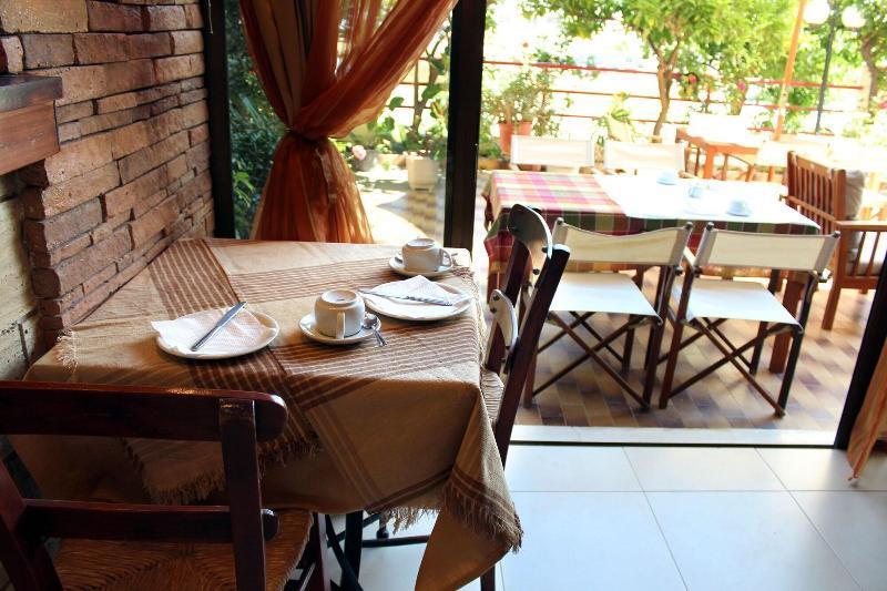 Philoxenia Hotel&Studios Rhodes City Esterno foto