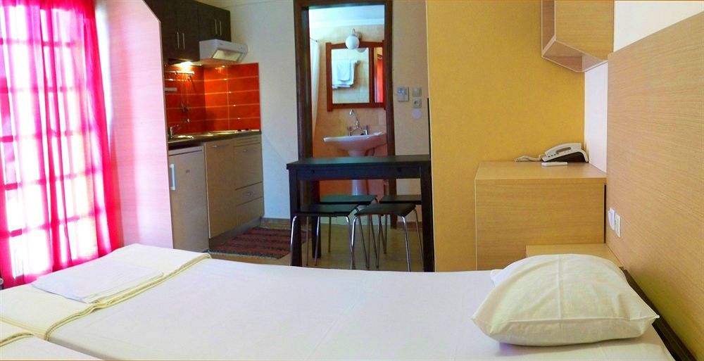 Philoxenia Hotel&Studios Rhodes City Esterno foto